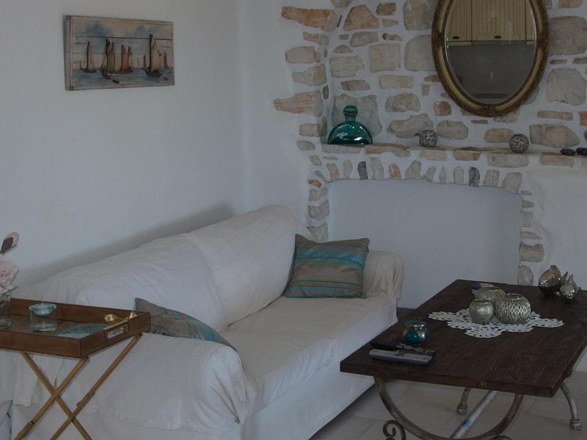 Villa Petradi Амбелас Екстериор снимка