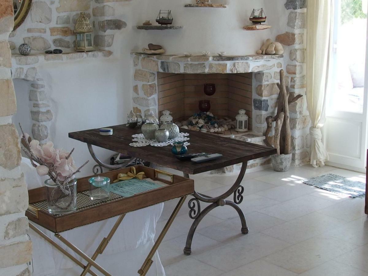 Villa Petradi Амбелас Екстериор снимка