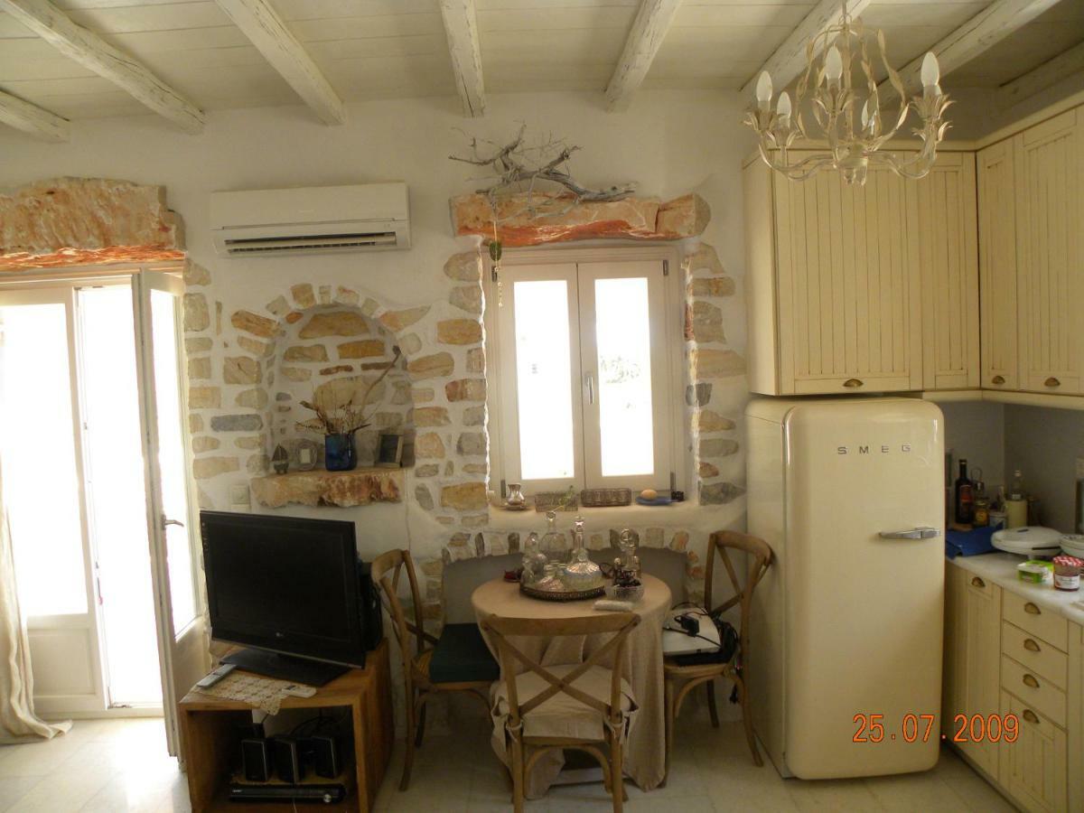 Villa Petradi Амбелас Екстериор снимка